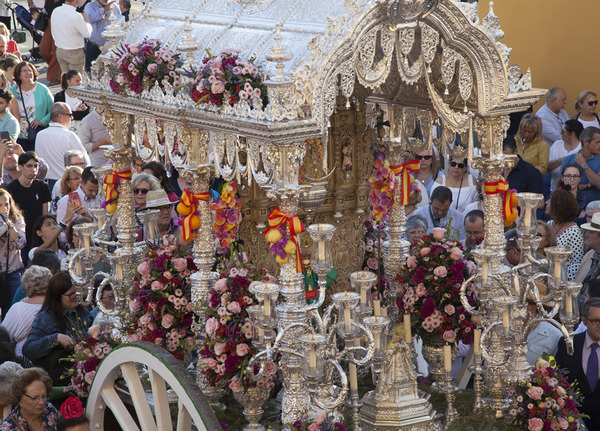 Carreta de la Hermandad de la Macarena - El Rocío en Sevilla - ViajandoporSevilla.com