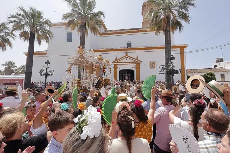 El recibimiento a las Hermandades en el camino